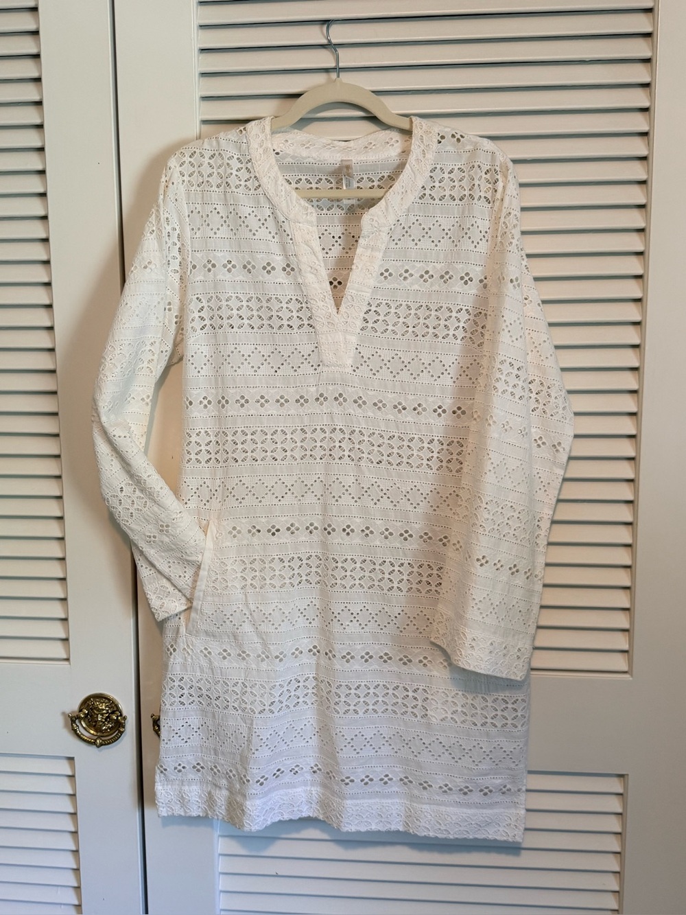 White Eyelet Tunic swimsuit cover up M